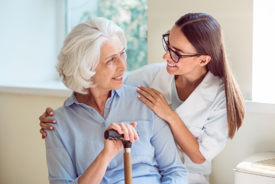 Soins Plus - Aide et soins infirmiers 7J/7 à domicile remboursés par les mutuelles